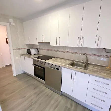 Avenida Costablanca Apartamento A 100 Metros De La Playa De San Juan *